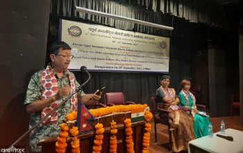 ‘नेपालीलाई भाषाले जोड्छ’